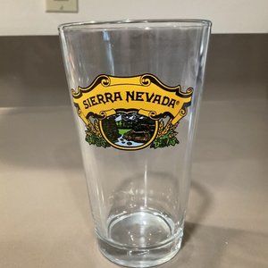 Sierra Nevada Brewing Company Beer pint glass Logo Craft Beer Brewery Co 16 Oz
